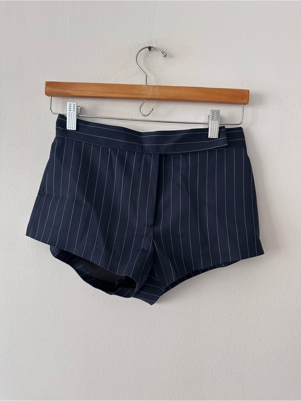 Cekette micro mini pin stripe shorts navy/ white size small